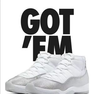 Jordan 11 WMNS Metallic Silver